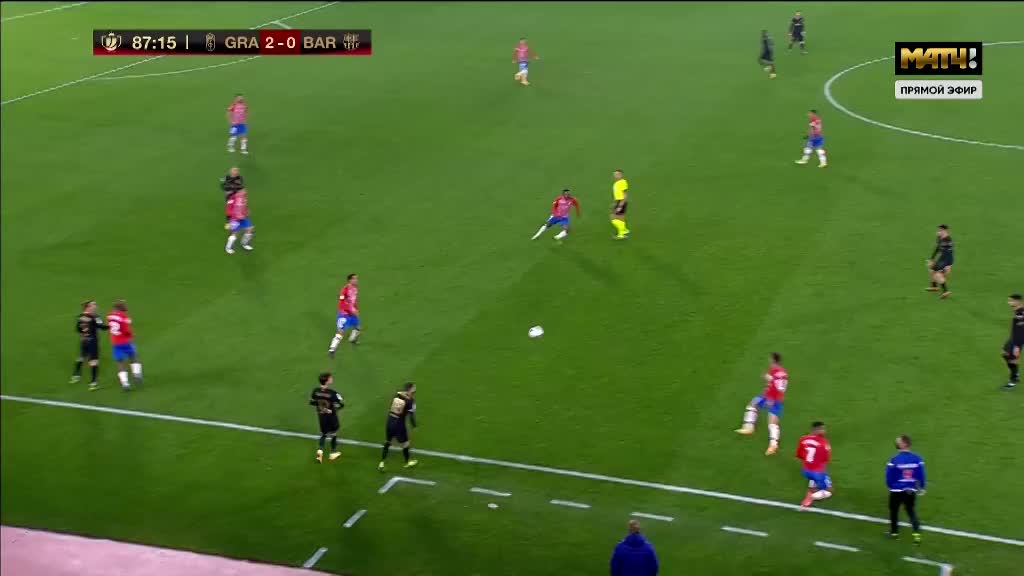 内维斯国家队和俱乐部近17场攻入11球，生涯此前146场仅进9球