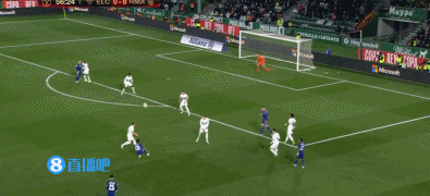 球队在最难的时候没有崩